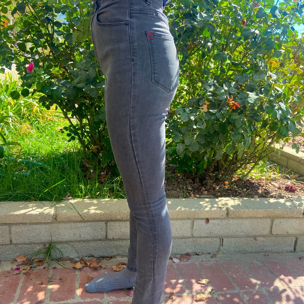BDG Hugh Rise Twig Black Jeans Size 28